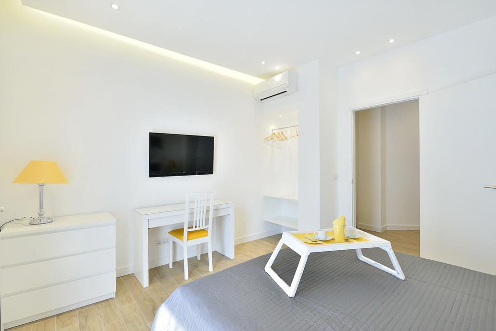 New Romantic Trastevere Apartment ภายนอก รูปภาพ